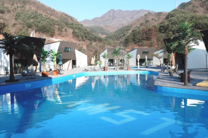 언덕위에 민박