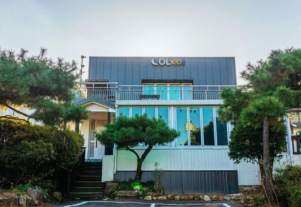엘로엘키즈풀빌라